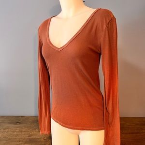 Pale Auburn Long Sleeved Top